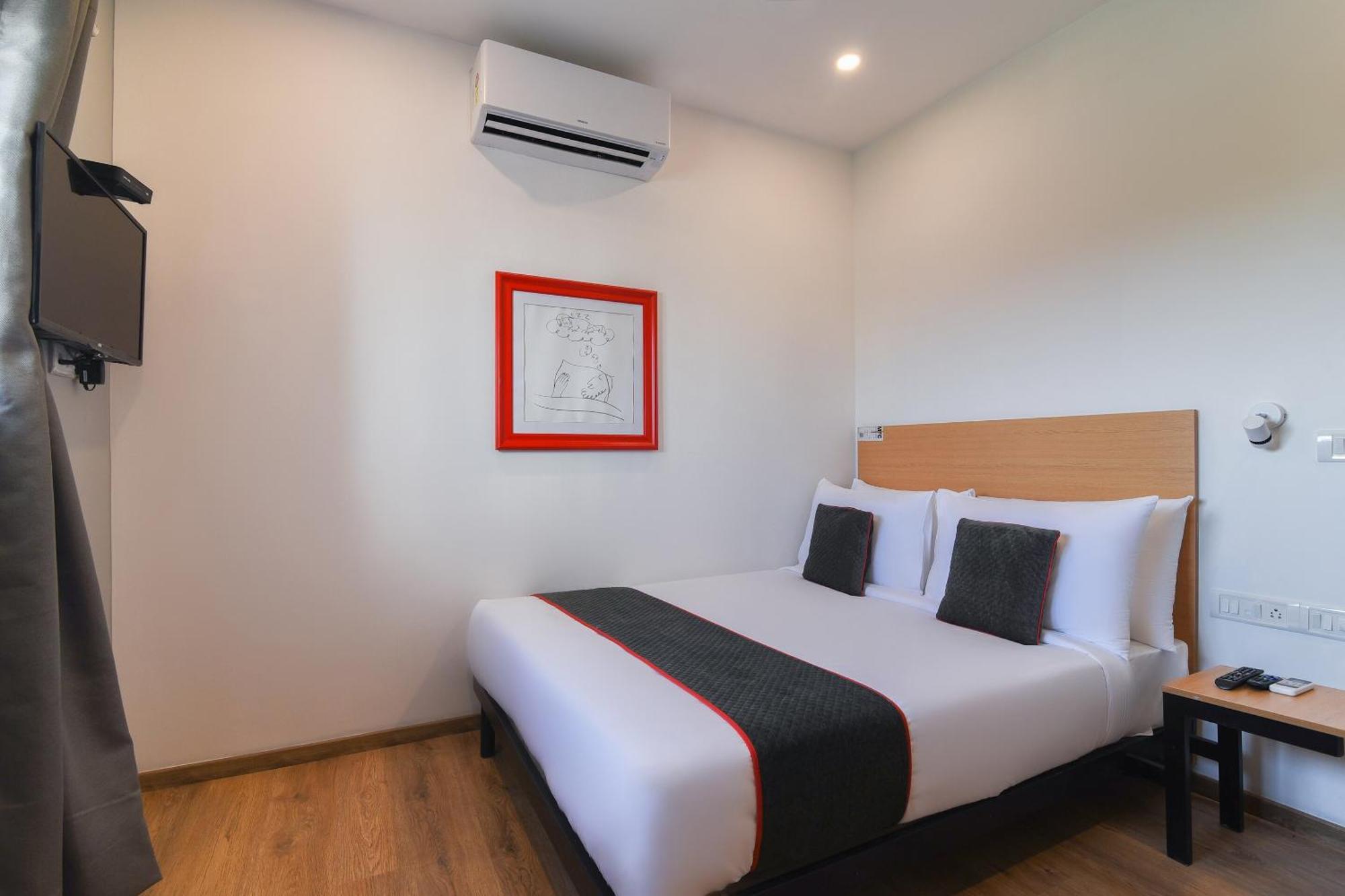 Super Townhouse Spruce Hotels Bellandur Bangalore Exterior foto