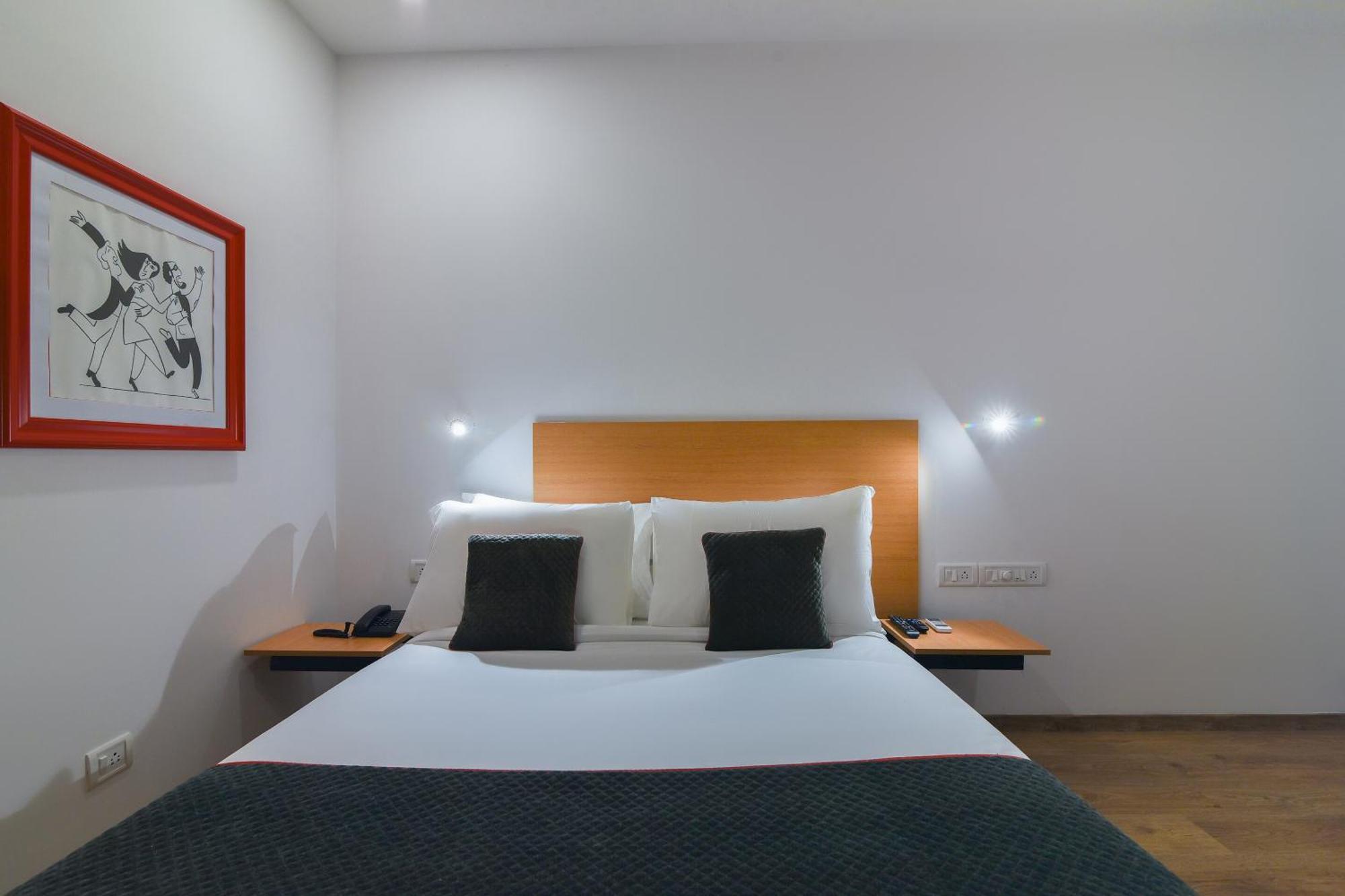 Super Townhouse Spruce Hotels Bellandur Bangalore Exterior foto
